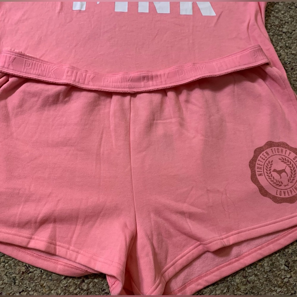 Victoria’s Secret Pink 2 Piece Set Dreamy Pink Racerback Tank & 3” Cotton Shorts - Picture 4 of 11